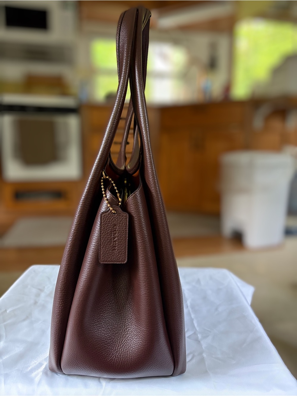 Authentic Coach Lana Shoulder Bag Leather - Maple *Largest of the 3 Lana bags* - Picture 3 of 16